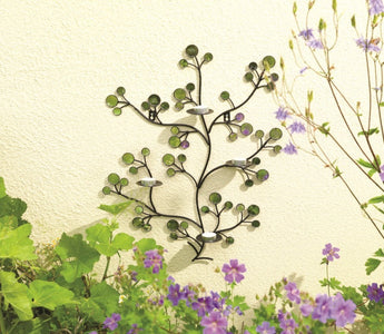 Garden Wall Art: Transform your vertical space