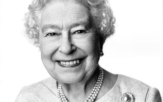 David Bailey's Queen Portrait &ndash; a bit off with her head?